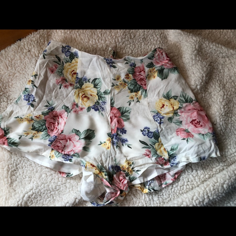 Flowy shorts